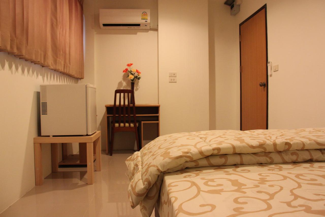Suites 31 Sukhumvit Бангкок Номер фото