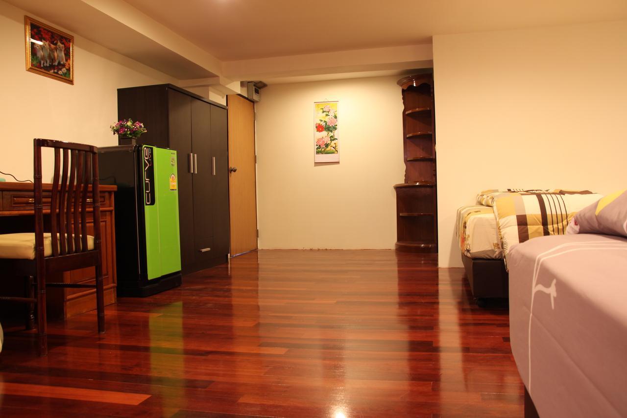 Suites 31 Sukhumvit Бангкок Номер фото