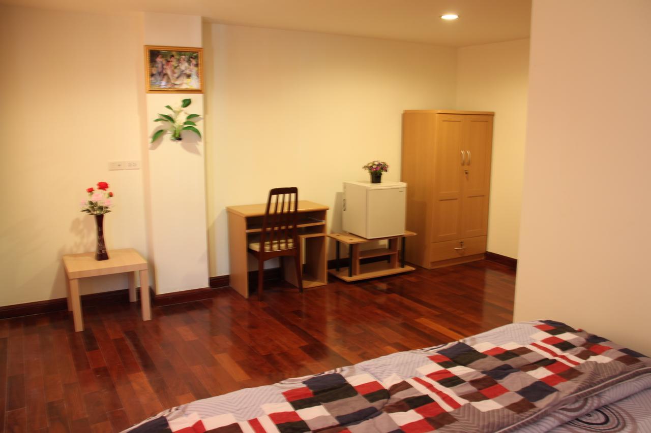 Suites 31 Sukhumvit Бангкок Номер фото