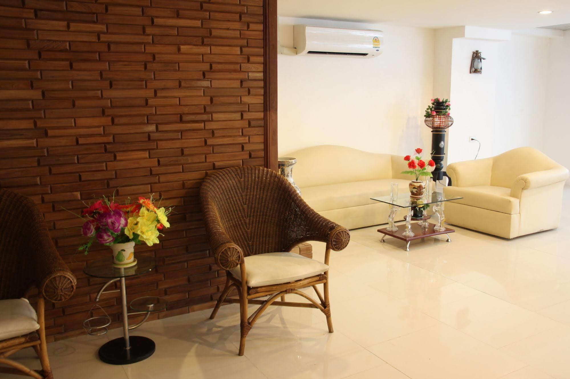 Suites 31 Sukhumvit Бангкок Екстер'єр фото